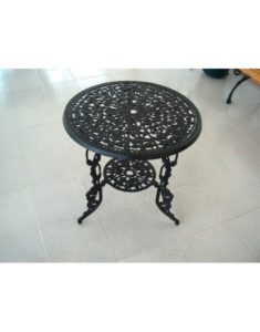 mesa clasica de jardin