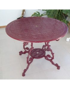 mesa clasica de jardin